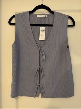 Abercrombie & Fitch NWT Light Lavender Ribbed Tie-Front Vest